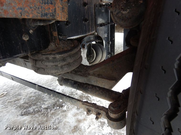 image for item AF9325 2016 Freightliner 114SD  dump truck