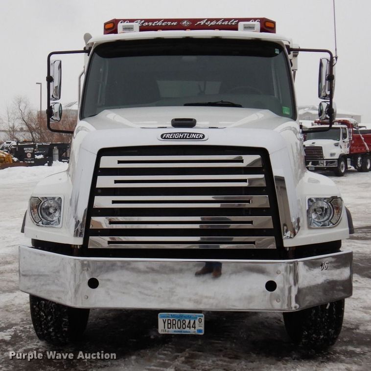 image for item AF9326 2017 Freightliner 114SD  dump truck