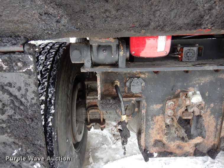 image for item AF9326 2017 Freightliner 114SD  dump truck