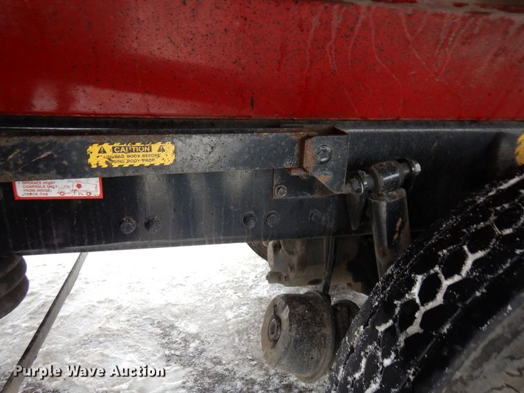 image for item AF9326 2017 Freightliner 114SD  dump truck