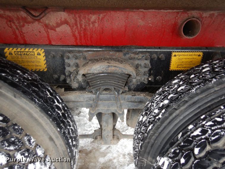 image for item AF9326 2017 Freightliner 114SD  dump truck