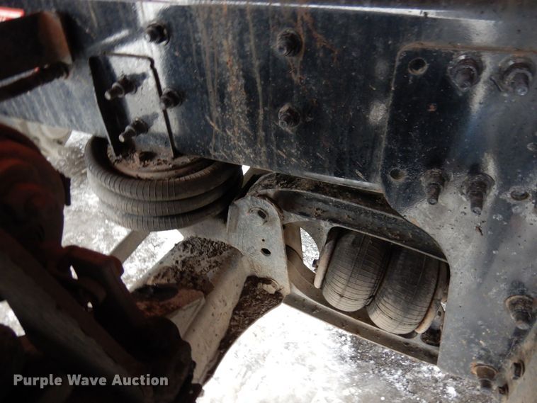 image for item AF9326 2017 Freightliner 114SD  dump truck