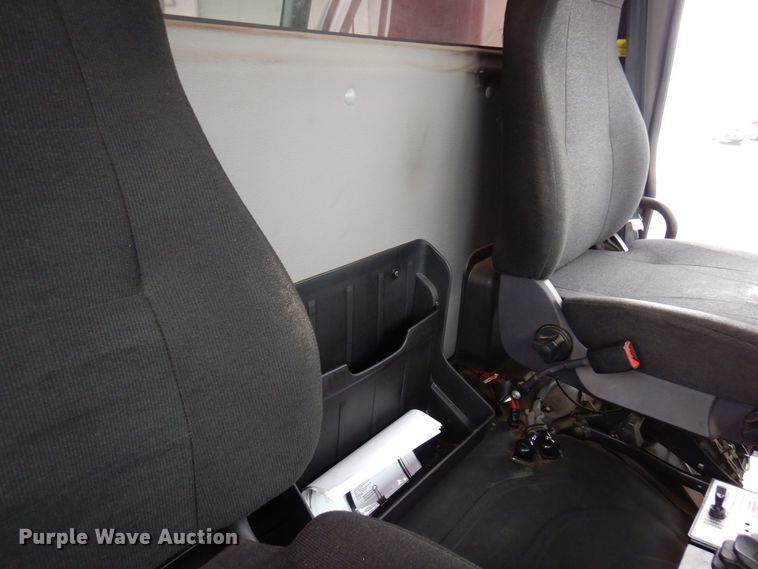 image for item AF9326 2017 Freightliner 114SD  dump truck