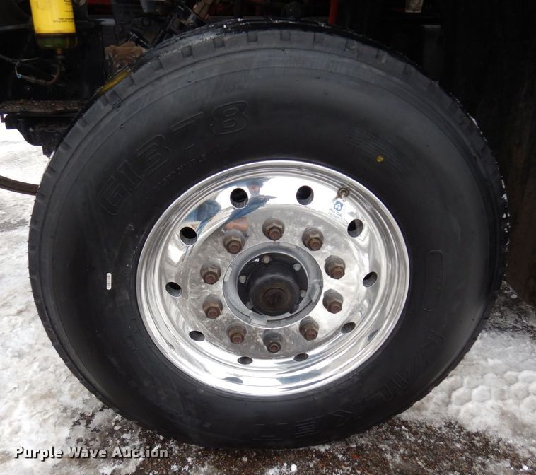 image for item AF9326 2017 Freightliner 114SD  dump truck