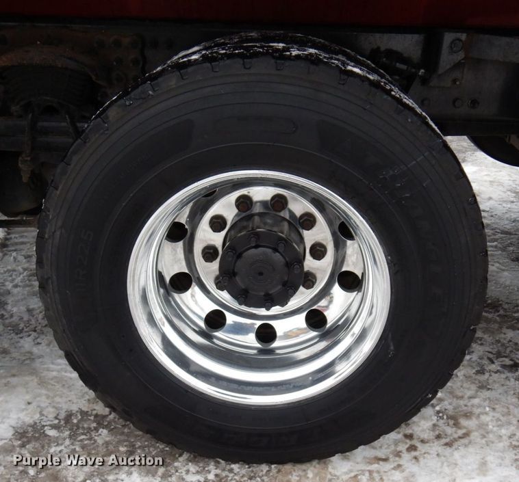 image for item AF9326 2017 Freightliner 114SD  dump truck