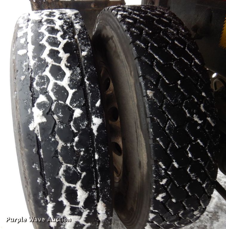 image for item AF9326 2017 Freightliner 114SD  dump truck