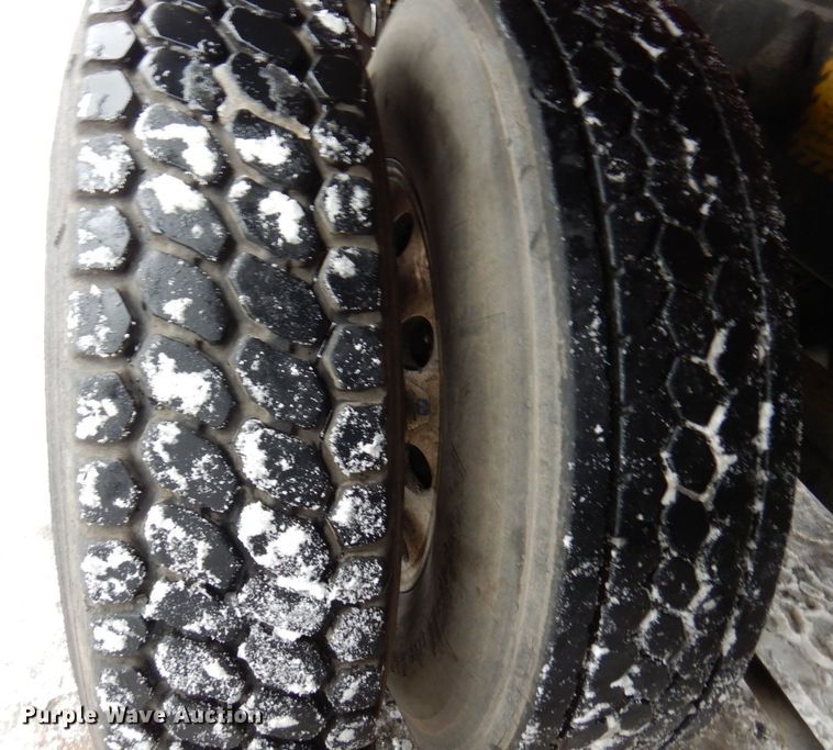 image for item AF9326 2017 Freightliner 114SD  dump truck