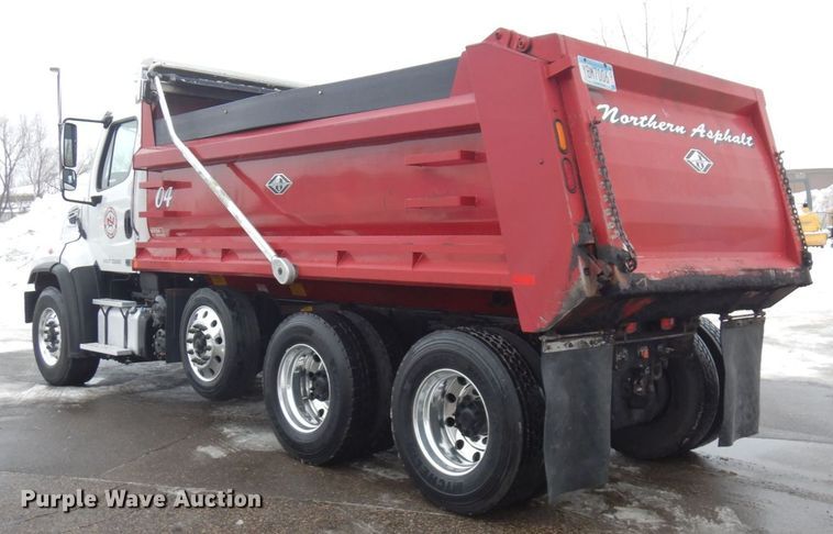 image for item AF9327 2016 Freightliner 114SD  dump truck