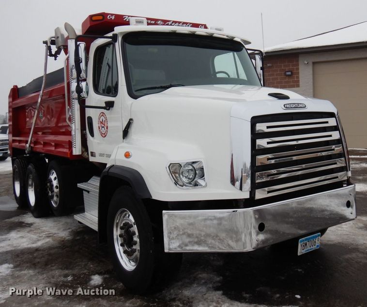 image for item AF9327 2016 Freightliner 114SD  dump truck