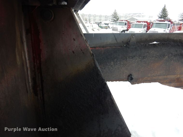 image for item AF9327 2016 Freightliner 114SD  dump truck