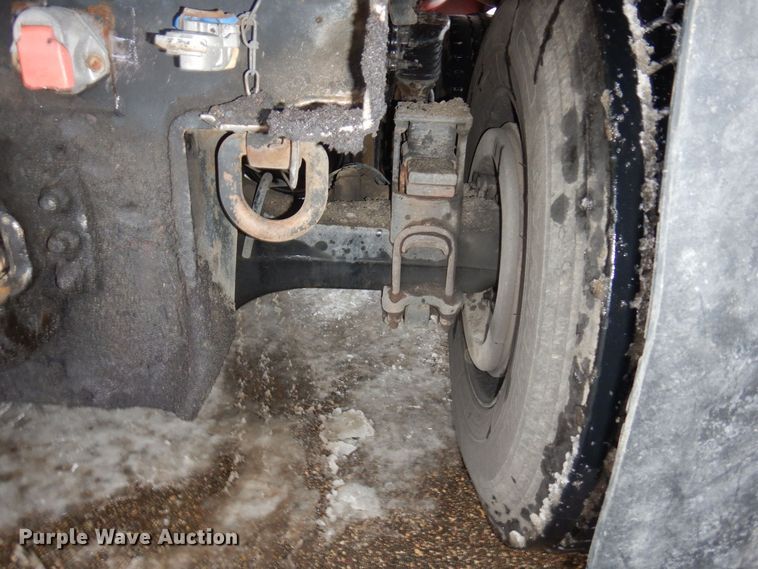 image for item AF9327 2016 Freightliner 114SD  dump truck