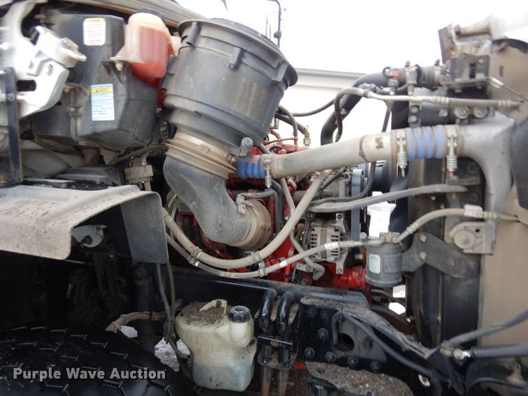 image for item AF9327 2016 Freightliner 114SD  dump truck