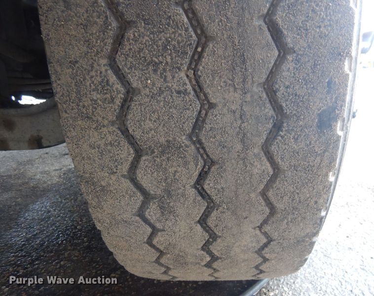 image for item AF9327 2016 Freightliner 114SD  dump truck