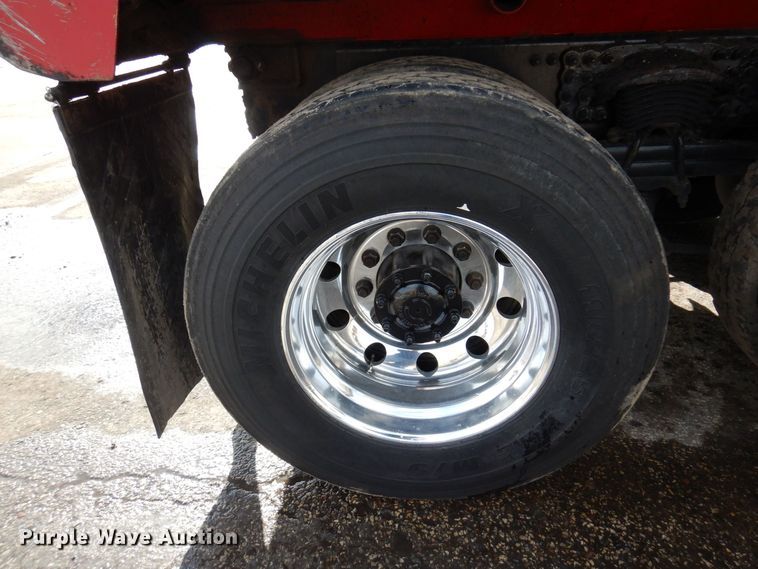 image for item AF9327 2016 Freightliner 114SD  dump truck