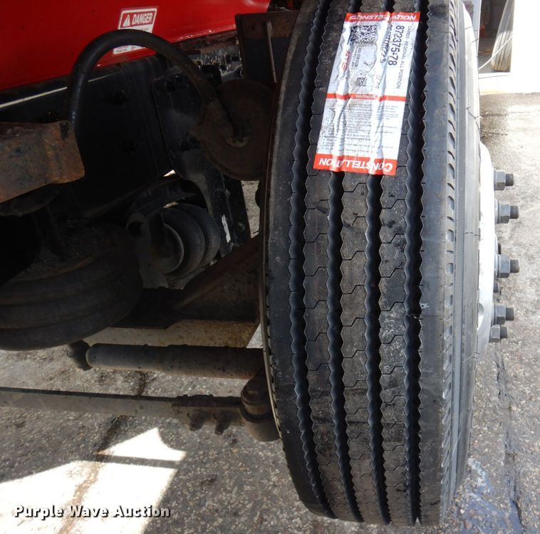 image for item AF9327 2016 Freightliner 114SD  dump truck