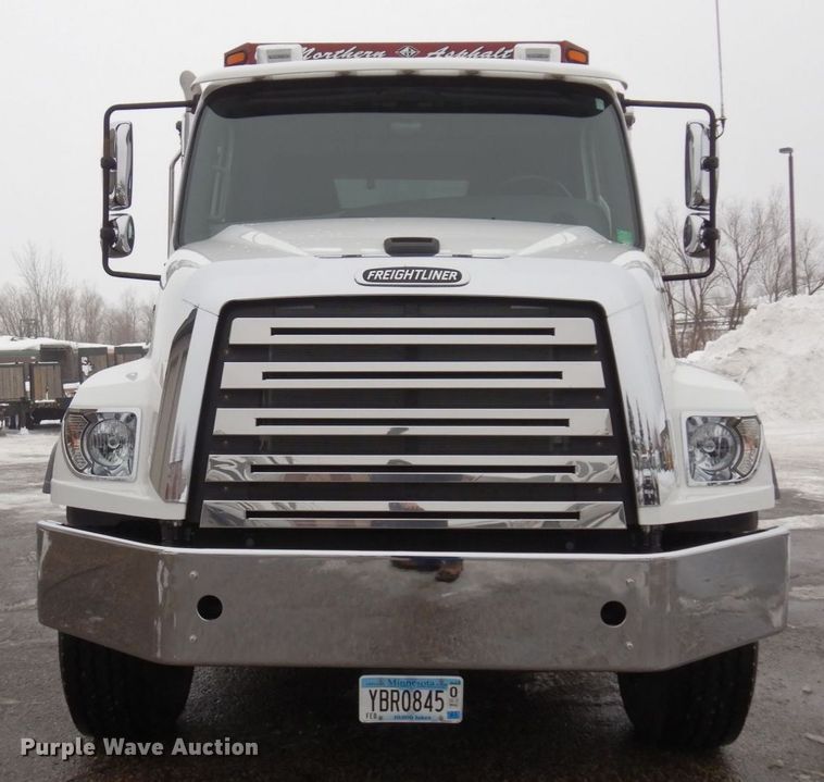 image for item AF9328 2017 Freightliner 114SD  dump truck