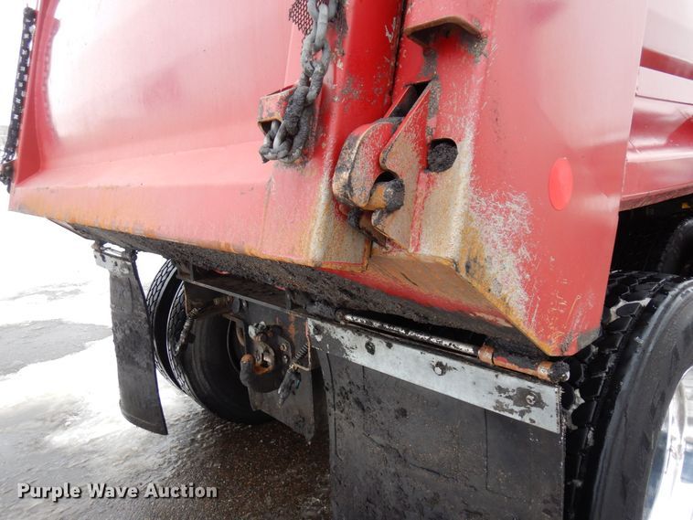 image for item AF9328 2017 Freightliner 114SD  dump truck