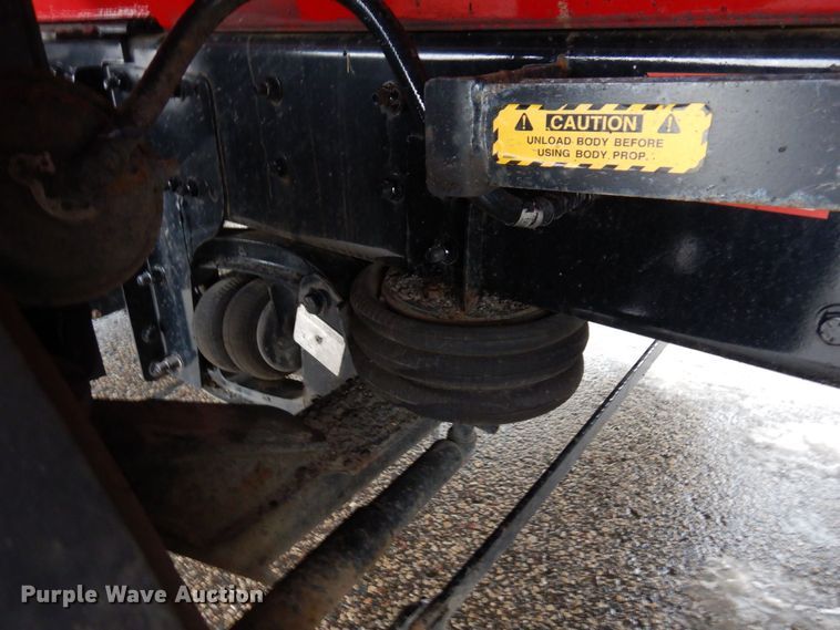 image for item AF9328 2017 Freightliner 114SD  dump truck