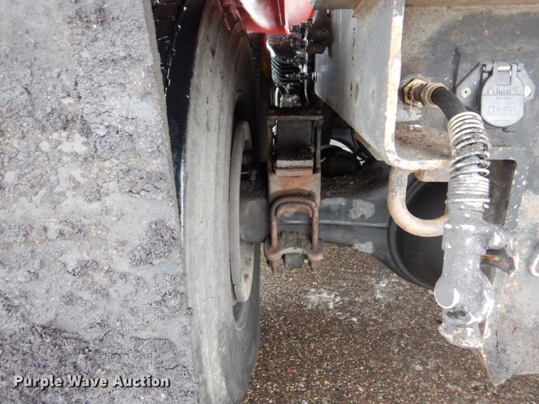 image for item AF9328 2017 Freightliner 114SD  dump truck