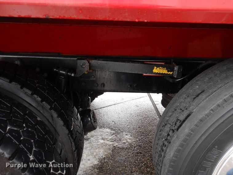 image for item AF9328 2017 Freightliner 114SD  dump truck