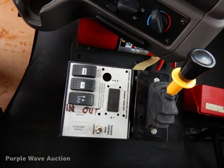 image for item AF9328 2017 Freightliner 114SD  dump truck