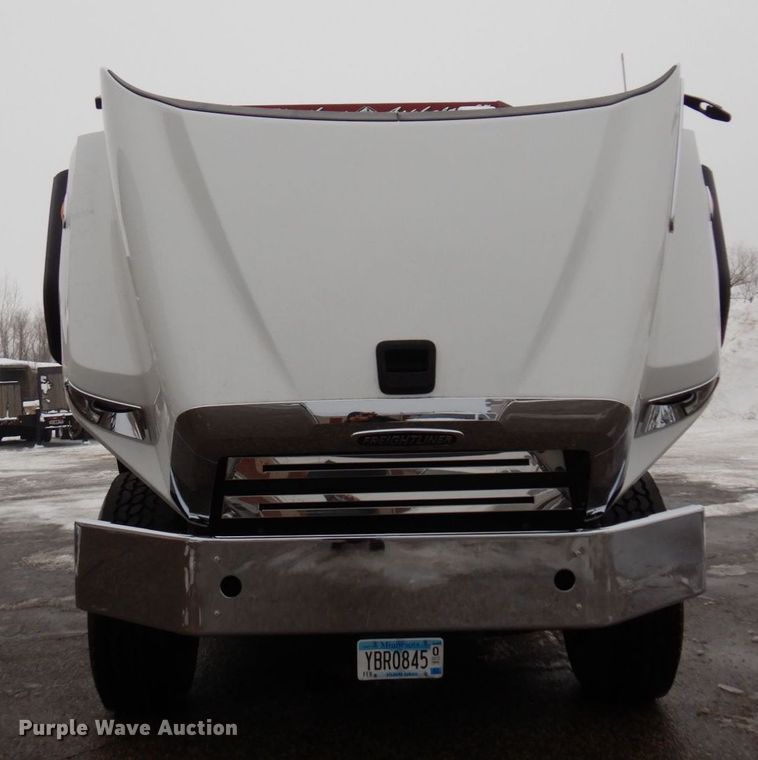 image for item AF9328 2017 Freightliner 114SD  dump truck