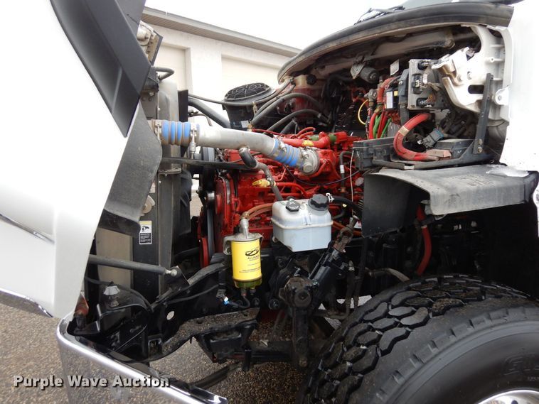 image for item AF9328 2017 Freightliner 114SD  dump truck