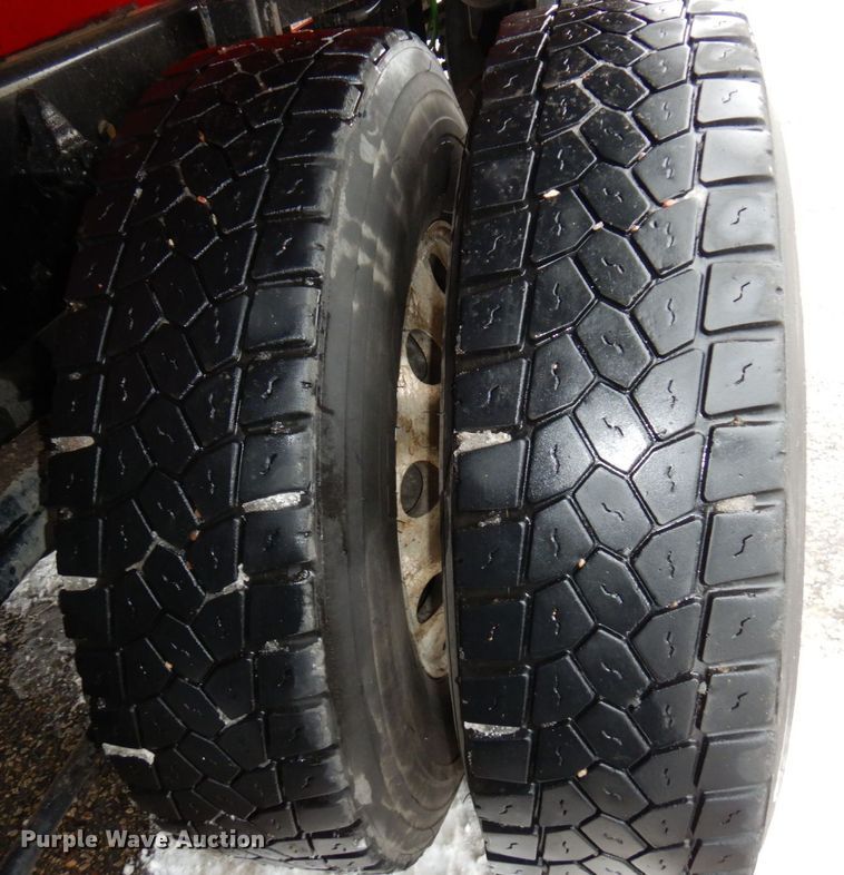 image for item AF9328 2017 Freightliner 114SD  dump truck