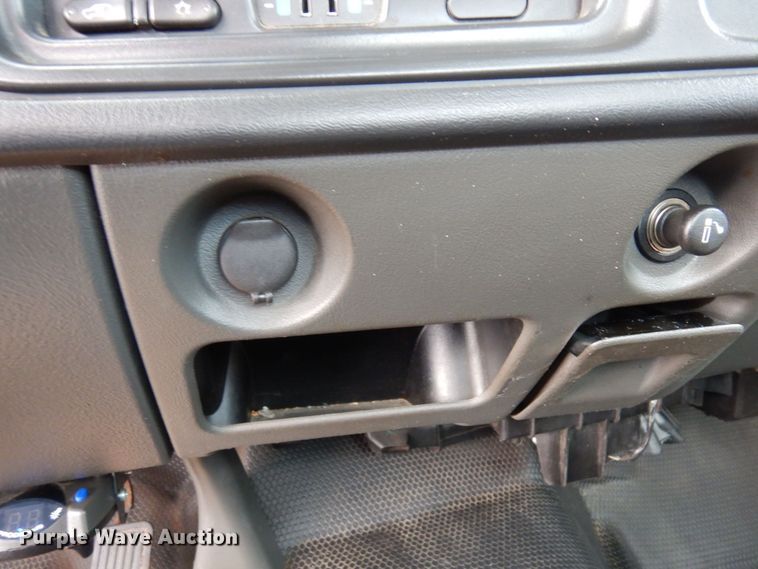 image for item AF9329 2005 Chevrolet Silverado 2500HD  pickup truck