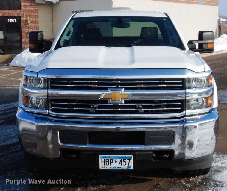 image for item AF9332 2015 Chevrolet Silverado 2500HD  Double Cab pickup truck
