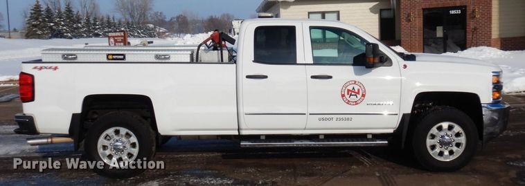 image for item AF9332 2015 Chevrolet Silverado 2500HD  Double Cab pickup truck