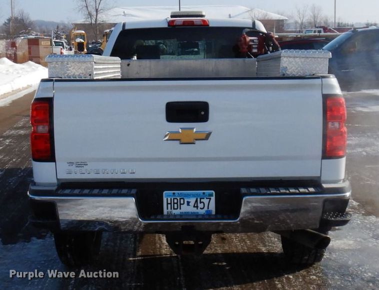image for item AF9332 2015 Chevrolet Silverado 2500HD  Double Cab pickup truck