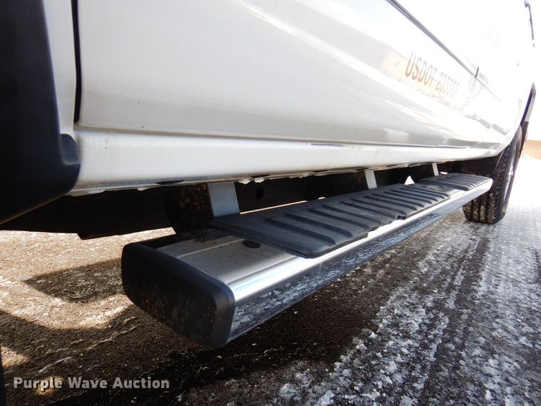 image for item AF9332 2015 Chevrolet Silverado 2500HD  Double Cab pickup truck