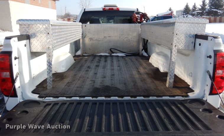 image for item AF9332 2015 Chevrolet Silverado 2500HD  Double Cab pickup truck