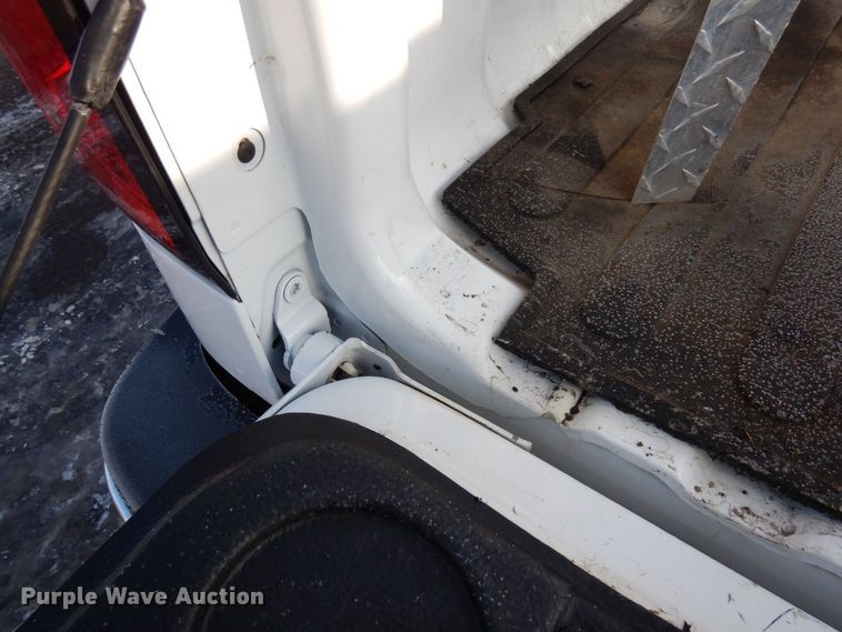 image for item AF9332 2015 Chevrolet Silverado 2500HD  Double Cab pickup truck