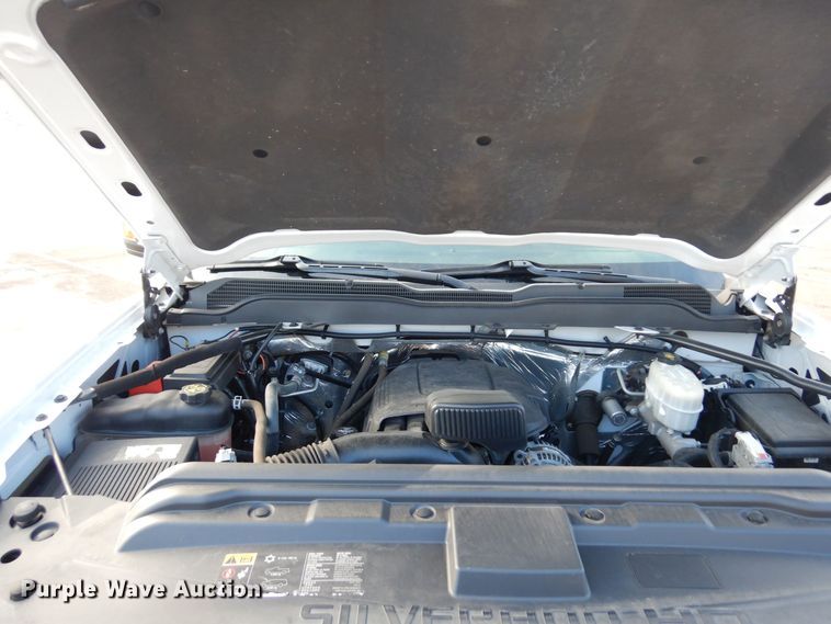 image for item AF9332 2015 Chevrolet Silverado 2500HD  Double Cab pickup truck