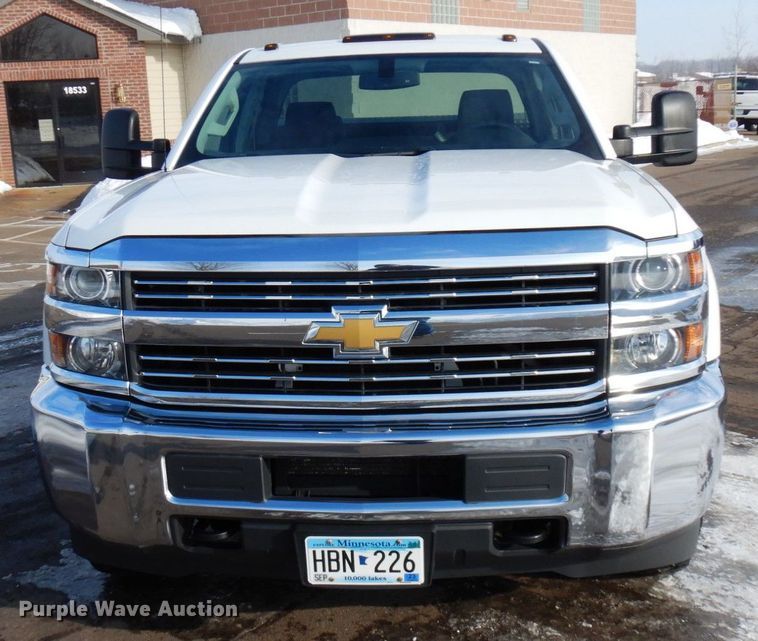 image for item AF9333 2015 Chevrolet Silverado 2500HD  Double Cab pickup truck