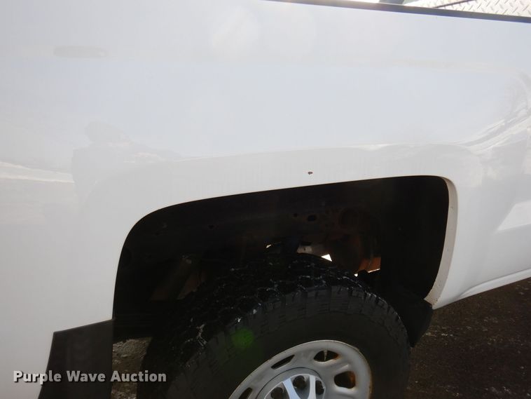 image for item AF9333 2015 Chevrolet Silverado 2500HD  Double Cab pickup truck