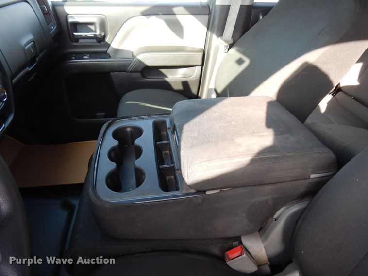 image for item AF9333 2015 Chevrolet Silverado 2500HD  Double Cab pickup truck