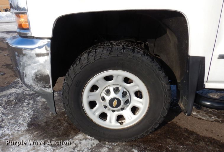 image for item AF9333 2015 Chevrolet Silverado 2500HD  Double Cab pickup truck