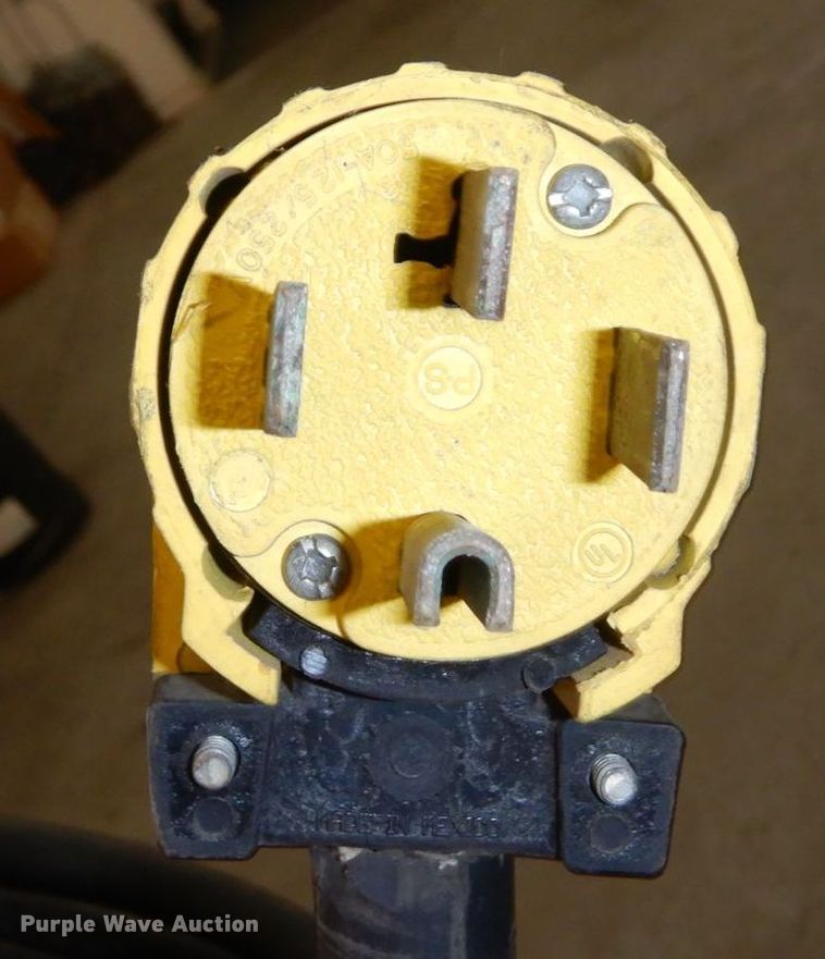 image for item DQ7275 GE breaker box