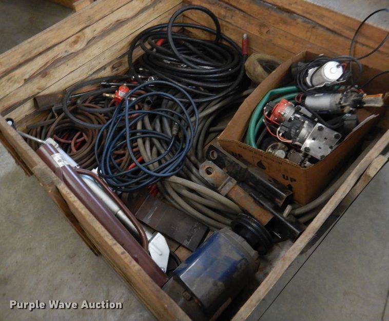 image for item DQ7277 Tools