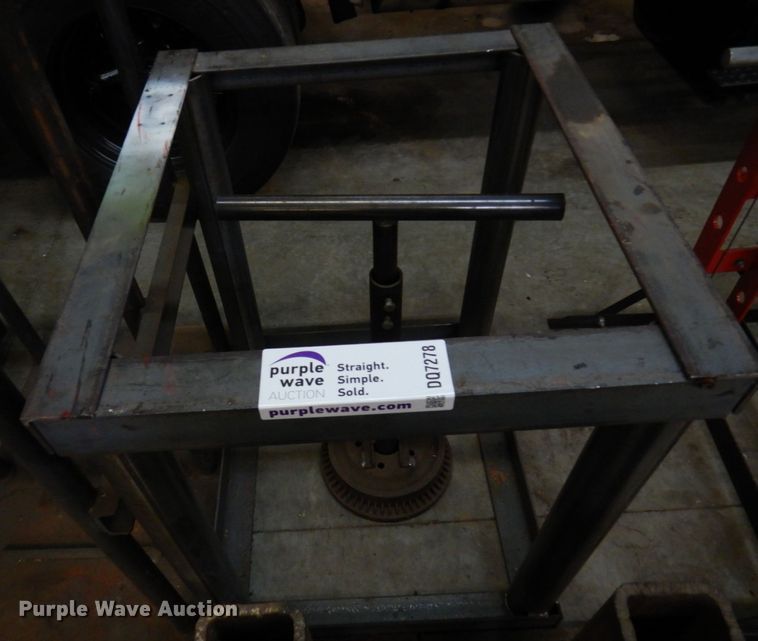 image for item DQ7278 Tools