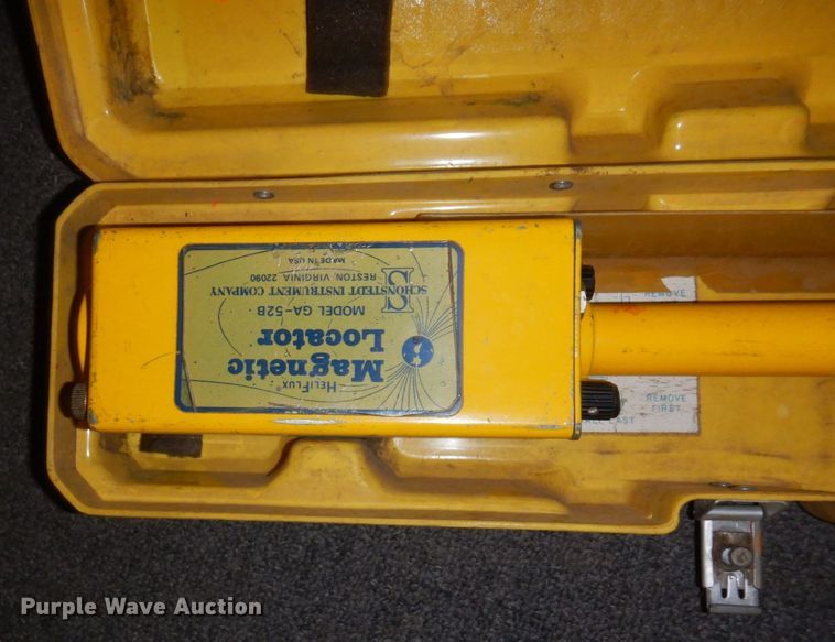 image for item DQ7281 Heliflux GA-52B  magnetic locator