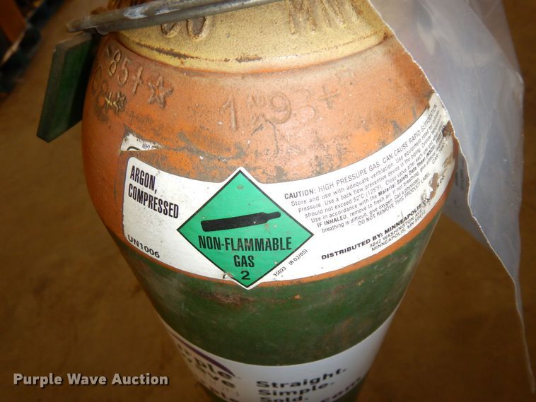 image for item DQ7282 Argon tank