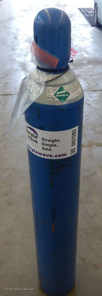 image for item DQ7283 Argon CO2 tank