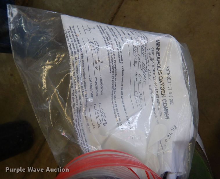 image for item DQ7284 Acetylene tank