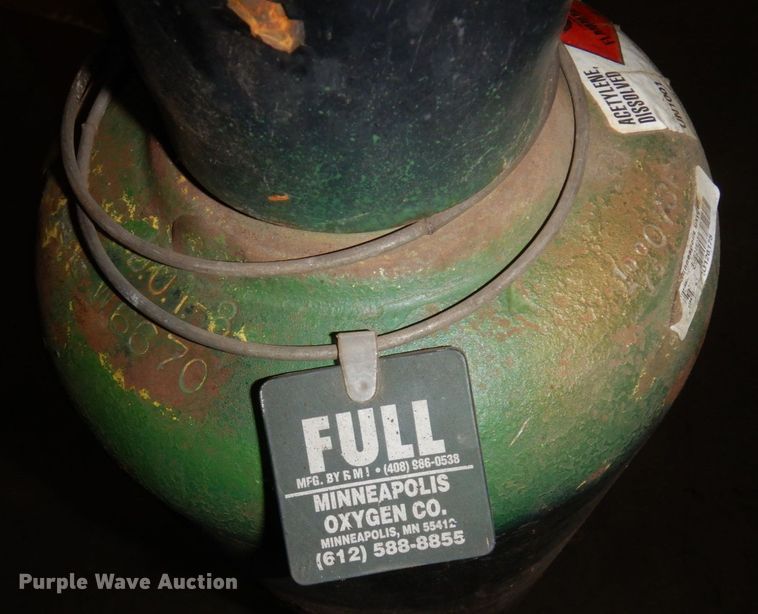 image for item DQ7285 Acetylene tank