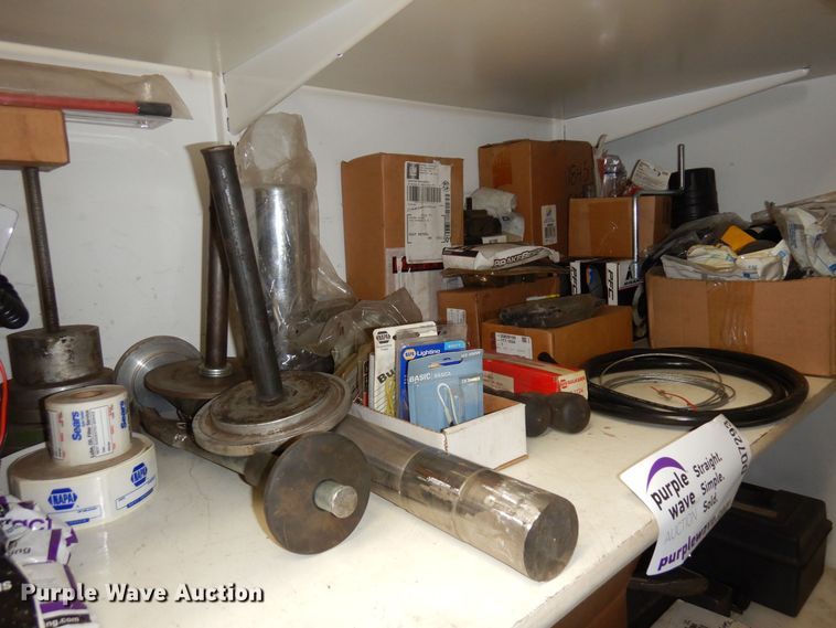 image for item DQ7293 Tools