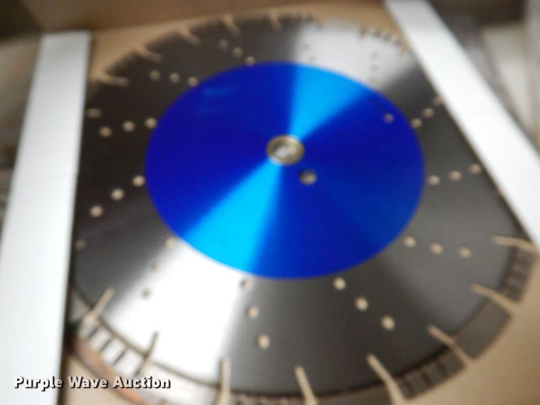 image for item DQ7293 Tools